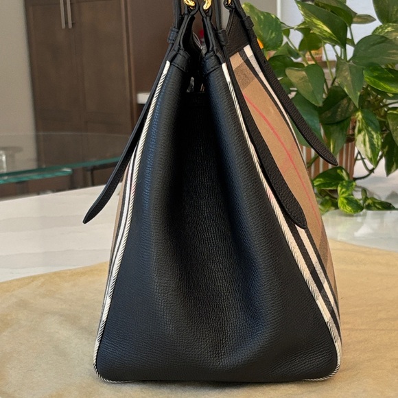 Authentic Burberry House Check Derby Leather Small Canterbury Tote Bag Black - Picture 6 of 16